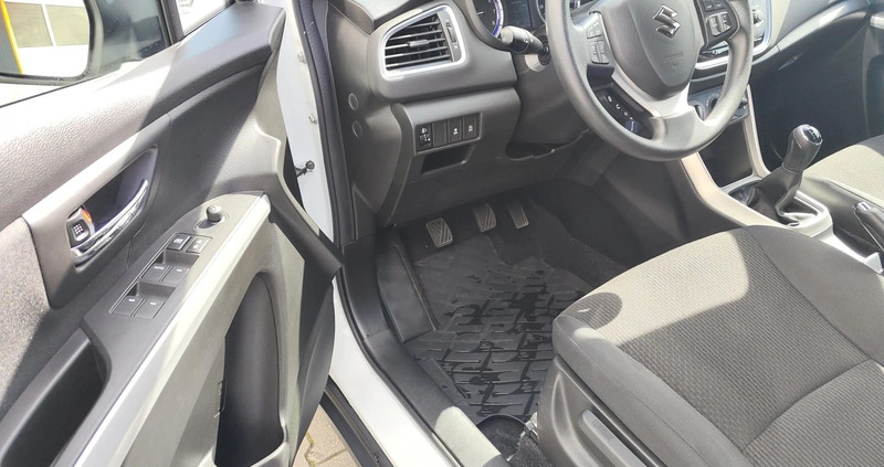 Suzuki SX4 S-Cross cena 62500 przebieg: 42600, rok produkcji 2019 z Ślesin małe 191